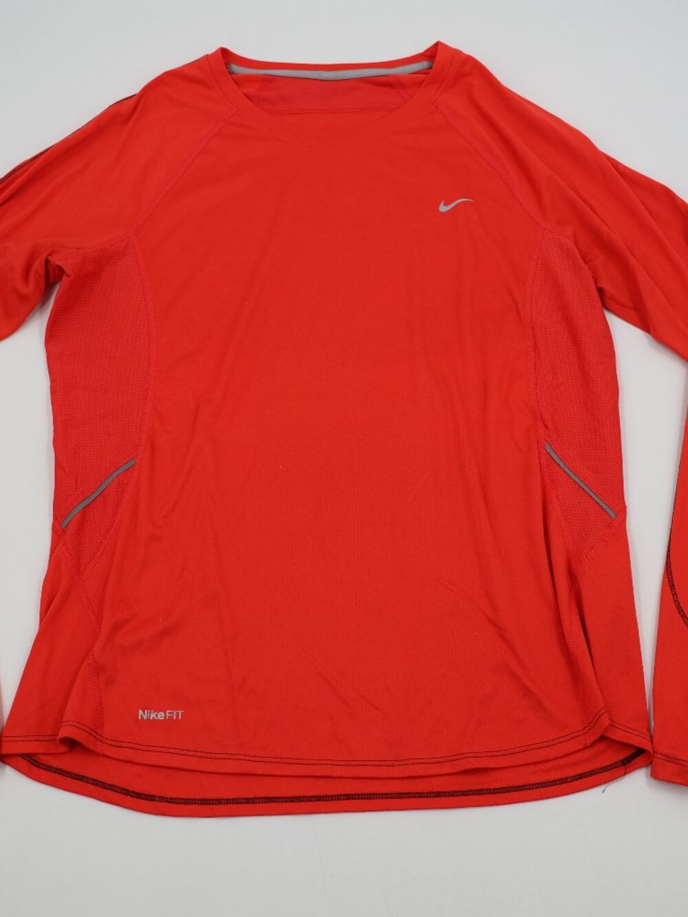 Nike Running Shirt Womens L Red Fit Dry Long Sleeve Mesh 320886-649